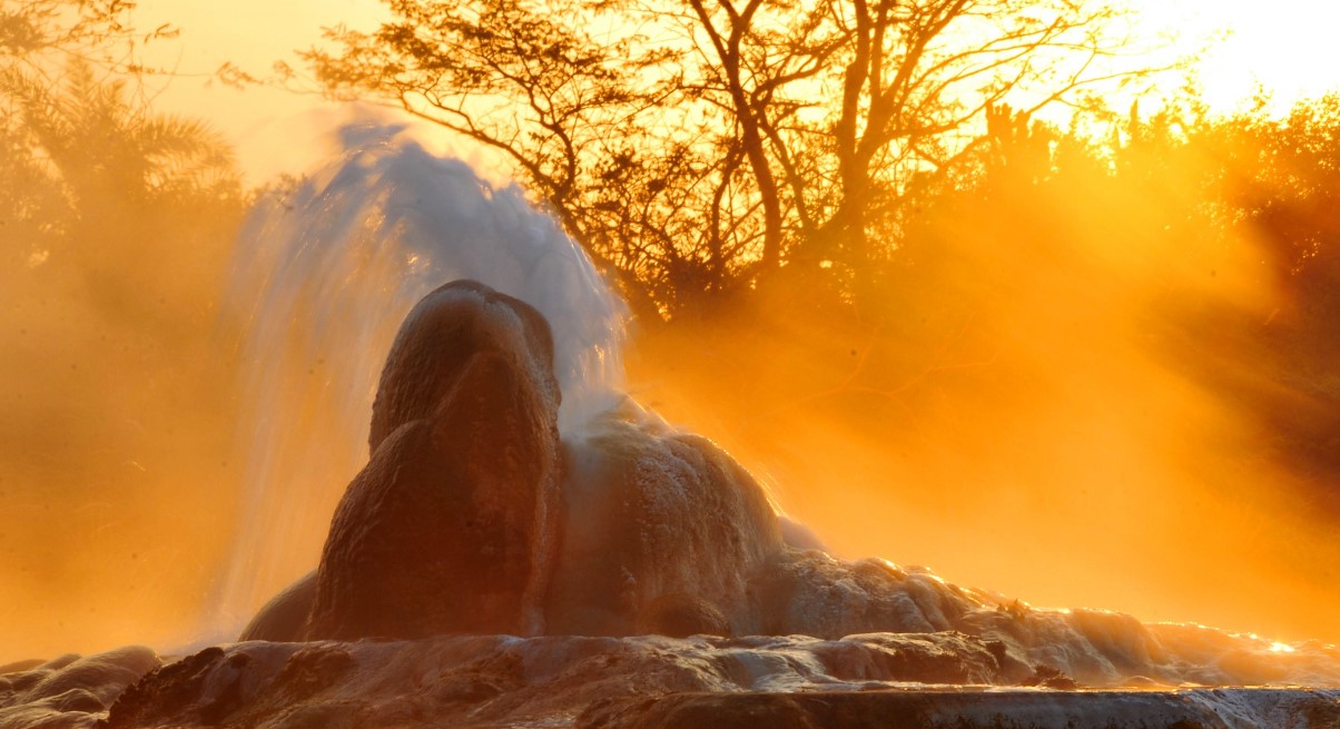 Can I visit Semuliki National Park in the dry season? One of the popular tourist destinations in western Uganda close to the borders with the DR of Congo
